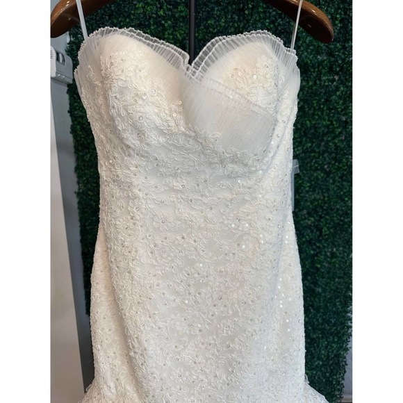 Watters New Sample White Ruffle Beaded Wedding Gown Size 12 Orig.$1200 - Picture 10 of 10